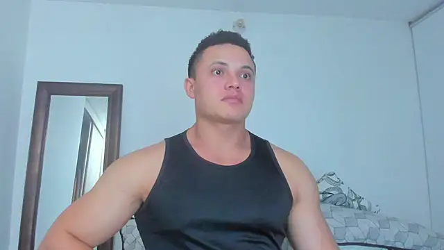 دردشة KingLevi01 الجنسية المباشرة