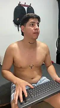 Fozil_Dvice Live XXX Chat