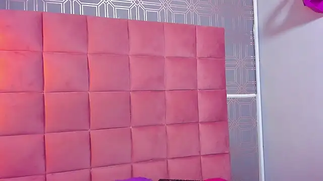 Živý XXX chat BELLA-ADAMS_