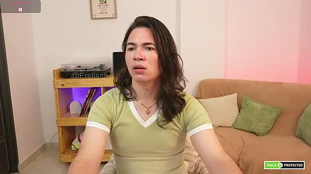 Erelisstrip 라이브 XXX 채팅