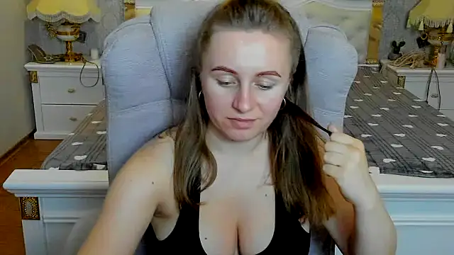 Chat XXX en directo de Marisha_Cute