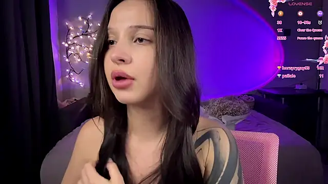 WeepyMoon's Live XXX Chat