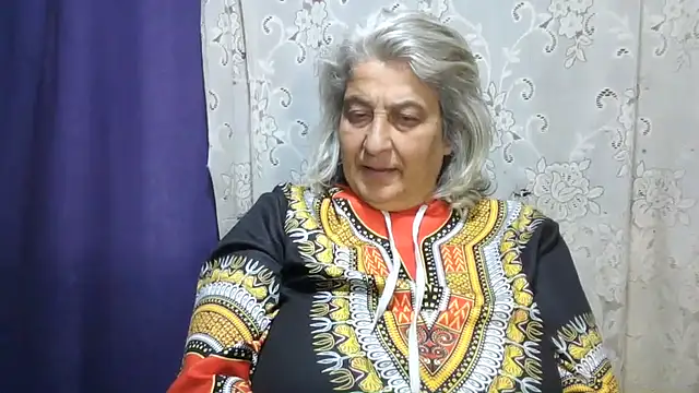 Chat +18 de ExquisiteMature ao vivo