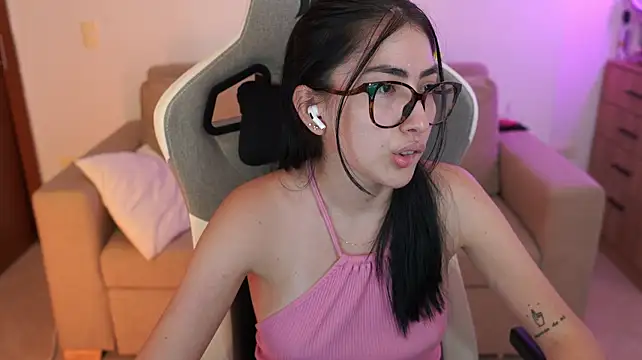 anyacutex XXX чат на живо