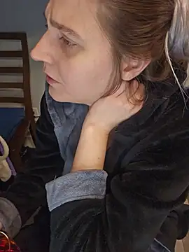 ScarletsWeb live XXX chat