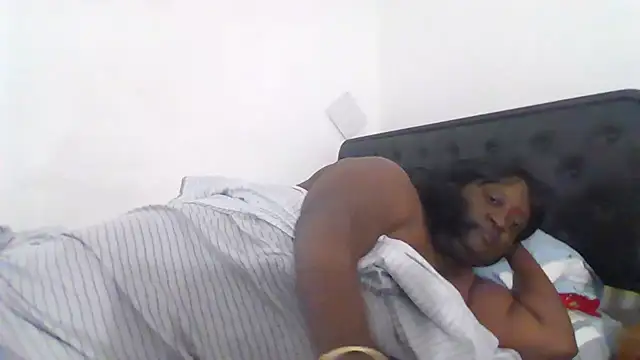 Katiefyi Chat XXX live