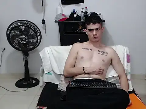 Zac_Efront 现场XXX聊天