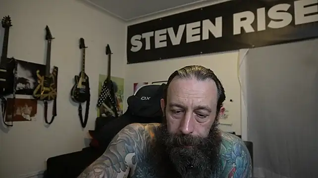 XXX chat uživo modela StevenRiseNYC