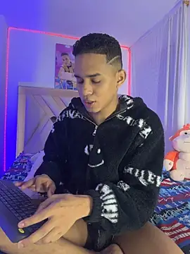 Chat +18 de dilan_alfonzo ao vivo