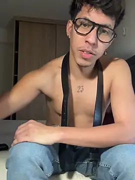 Chat +18 de Jack_Frostt ao vivo