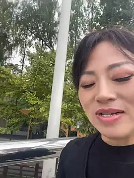 LipingerのライブXXXチャット
