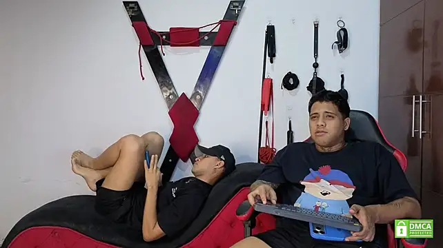EliteBoysLive XXX чат на живо