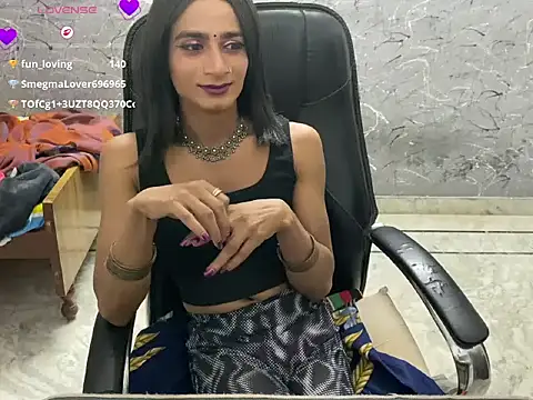 LuvLayla Obrolan Langsung XXX