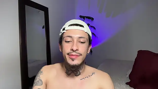 Онлайн чат XXX Noah_and_Steven