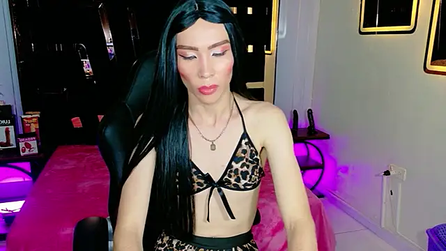 Thamara_Robertss Live XXX-chat