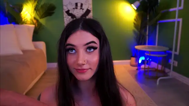 Czat XXX na żywo – LexiSolene