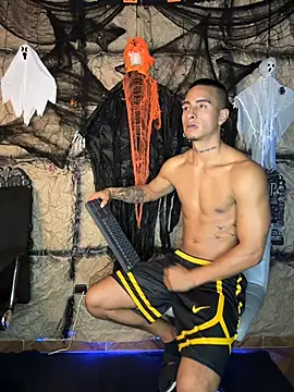 willclayyn Live XXX chat