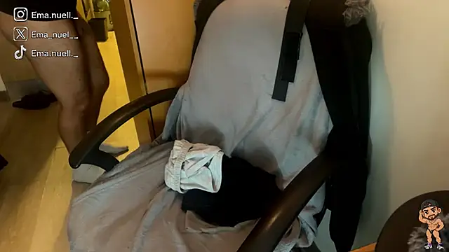 Czat XXX na żywo – Emanuell__