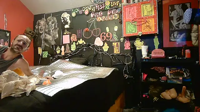 DaddyAndSplashQueen's Live XXX Chat