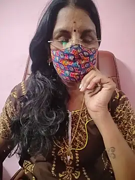 tamil_peenqueen Adlı Modelin Canlı XXX Sohbeti