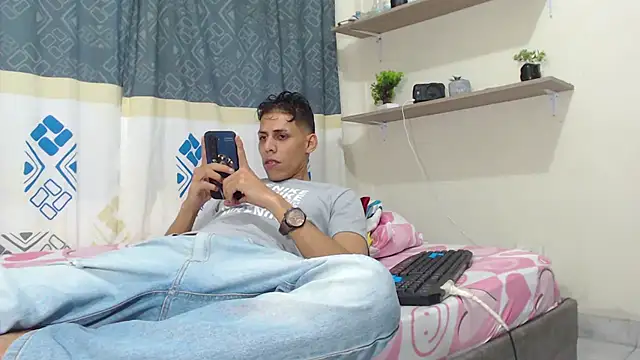 Chat XXX Live kingfm