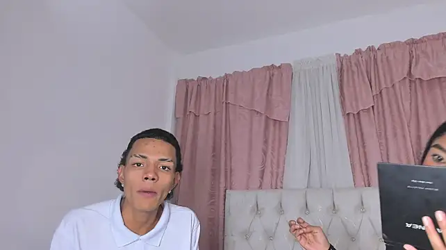 candyandmarilyn live XXX chat