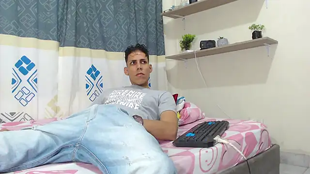 XXX chat uživo modela kingfm