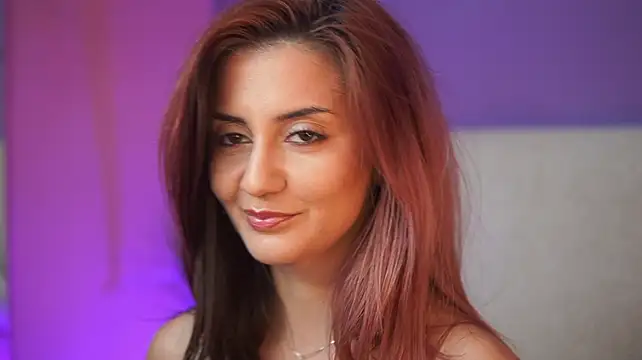 SabrinaHope Adlı Modelin Canlı XXX Sohbeti
