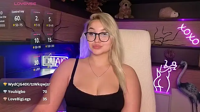 adrelaxina Adlı Modelin Canlı XXX Sohbeti