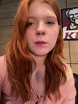 XXX chat uživo modela Freaky__Nikki