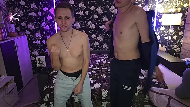 Онлайн чат XXX Vuitton