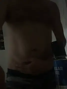 צ'אט XXX בשידור חי של AidenMcKnight