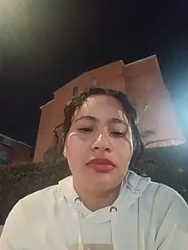 Yaya_paid's Live XXX Chat