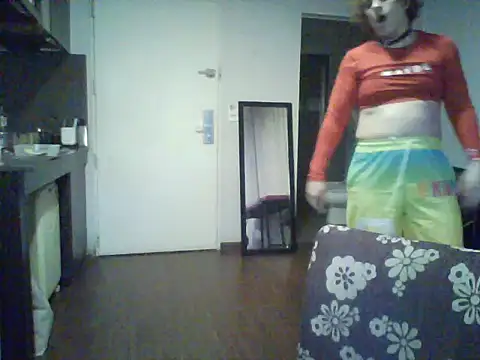 cuttiepie2005's Live XXX Chat