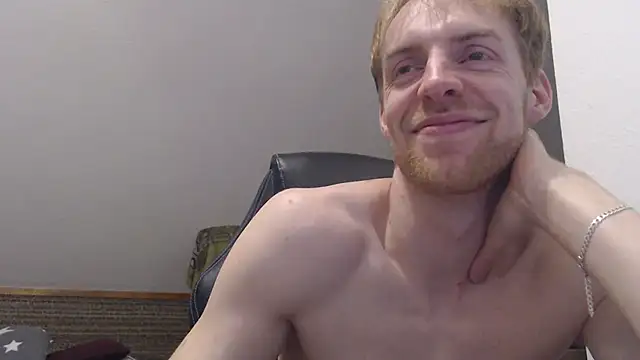 XXX chat uživo modela Milkyman7