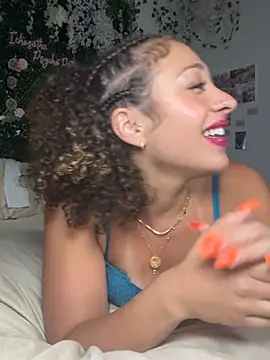 LyraCovee's Live XXX Chat