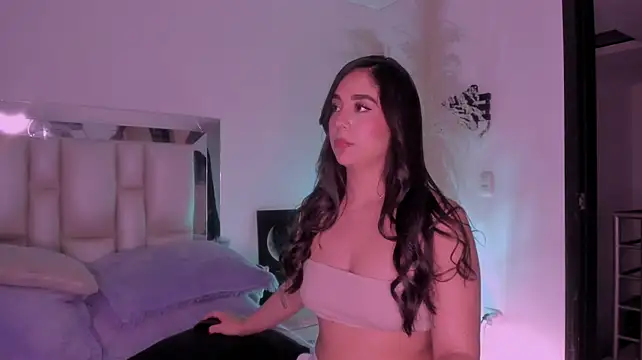 Živý XXX chat Sussy_Bell01