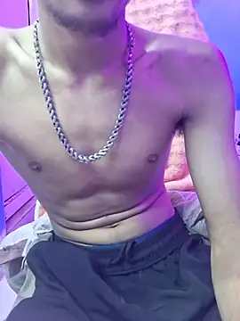 צ'אט XXX בשידור חי של your_daddy_5