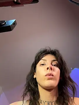 GennaJames 现场XXX聊天