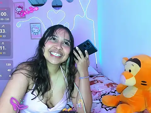 צ'אט XXX בשידור חי של Italy_noir