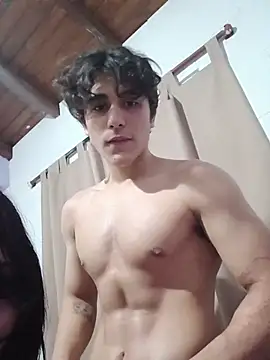 Sempai_Moon Adlı Modelin Canlı XXX Sohbeti