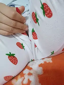 Bombamom Chat XXX live