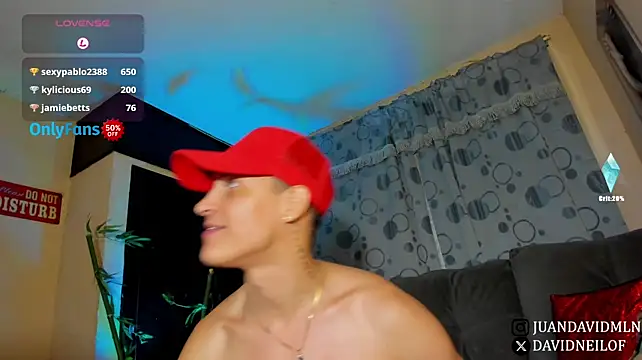 DavidNeill Live XXX-Chat
