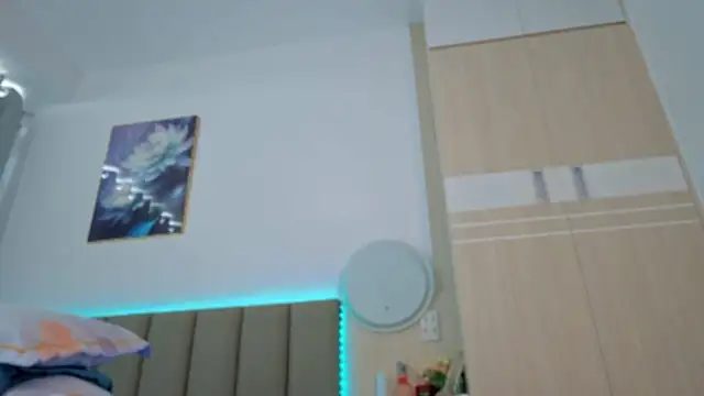 Chat +18 de sweety_vikky ao vivo