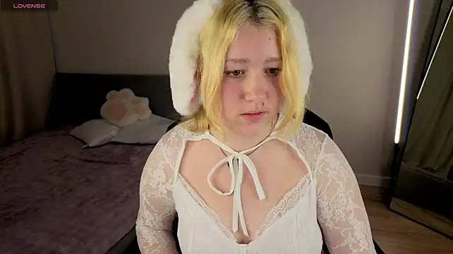 Lollybunnyy's Live XXX Chat