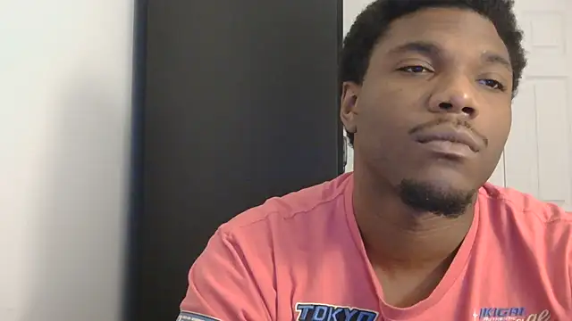 Chatroom XXX en direct de Fireladozai