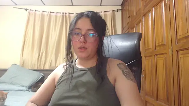 Venus_cat_'s Live XXX Chat