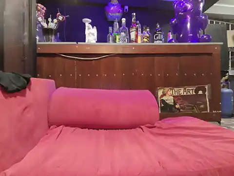 KingDq Adlı Modelin Canlı XXX Sohbeti