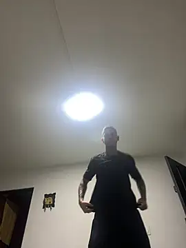 Andrew_sann Webbikameraesitys