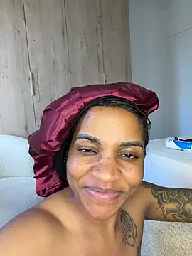 Milkypucy Chat XXX in diretta